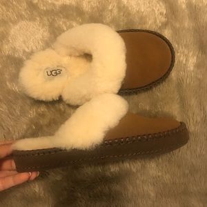 Boys UGG Slippers